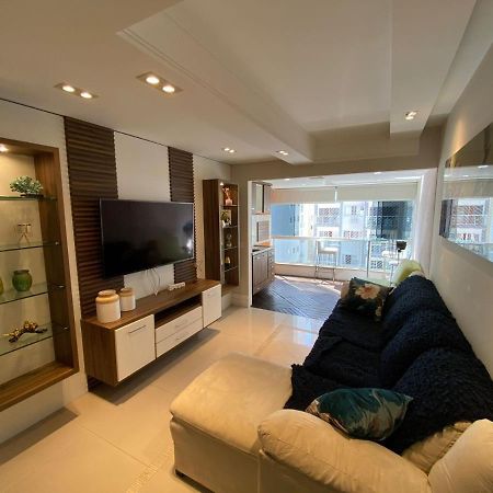 Apartamento com 3 dormitórios Balneário Camboriú Exterior foto