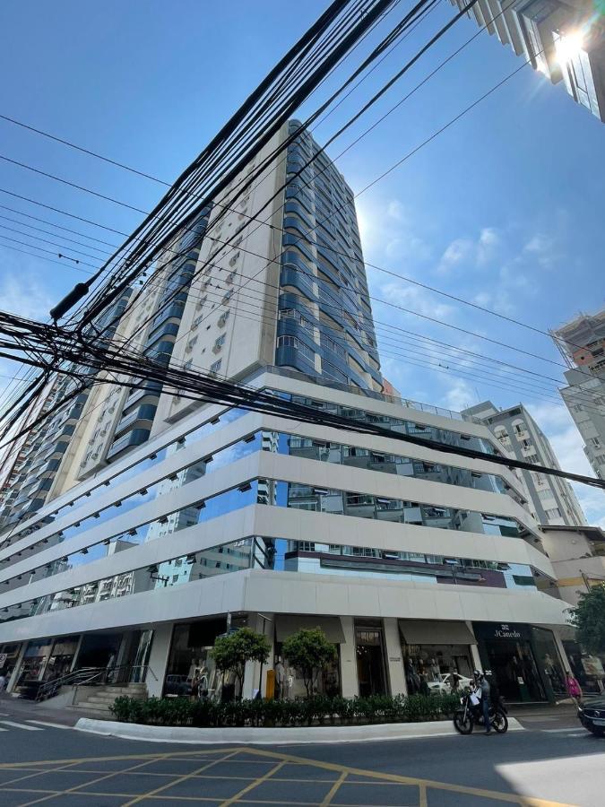 Apartamento com 3 dormitórios Balneário Camboriú Exterior foto