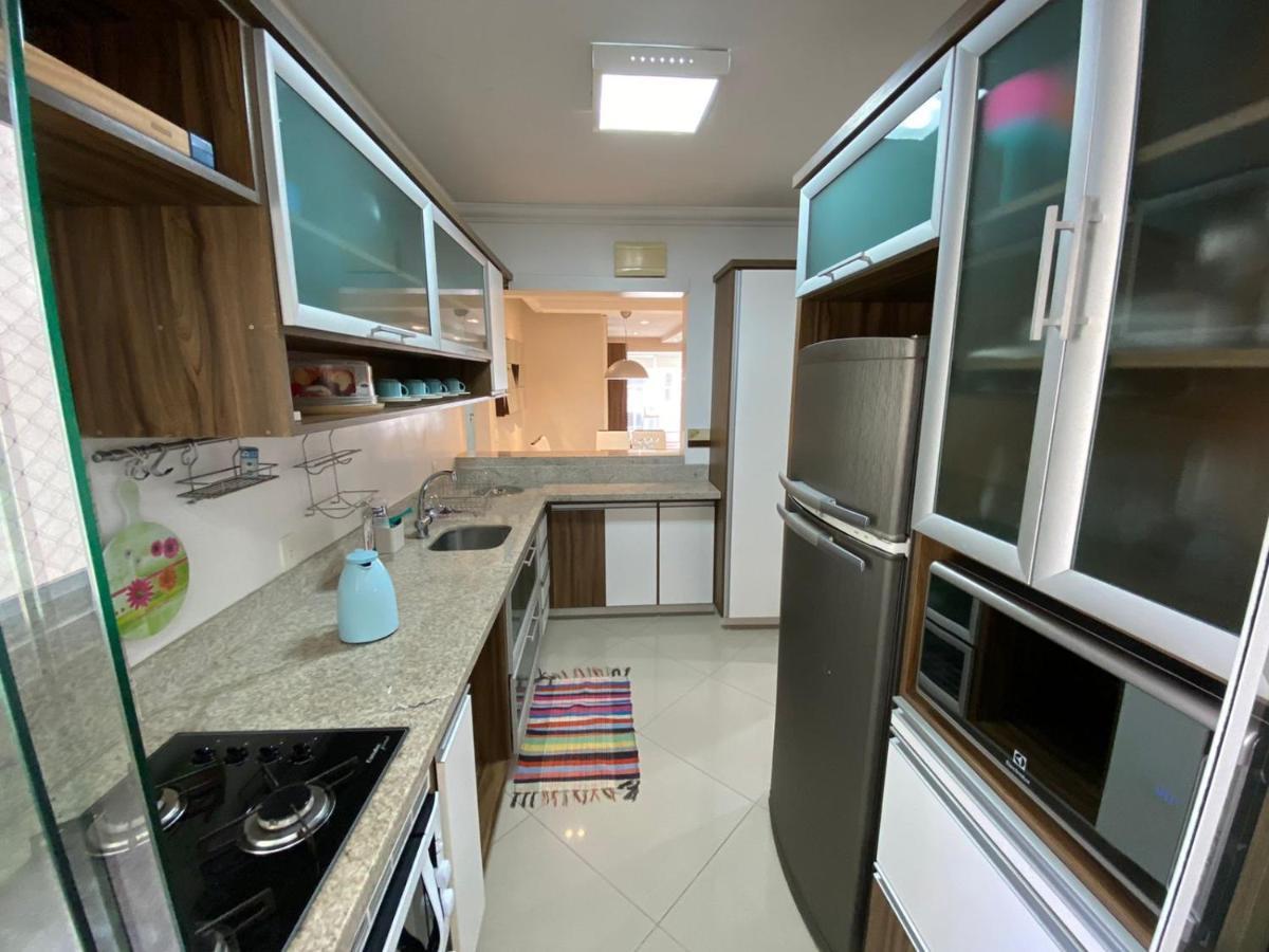 Apartamento com 3 dormitórios Balneário Camboriú Exterior foto