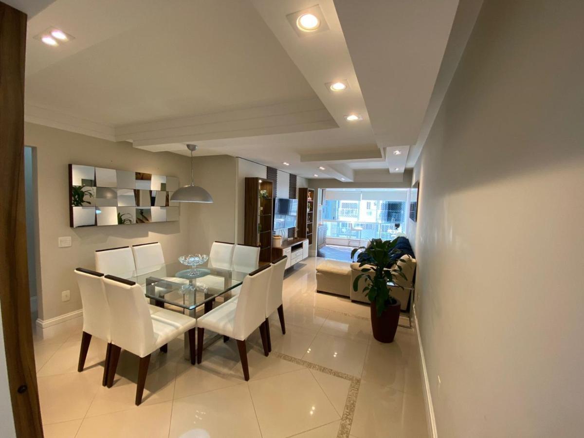 Apartamento com 3 dormitórios Balneário Camboriú Exterior foto