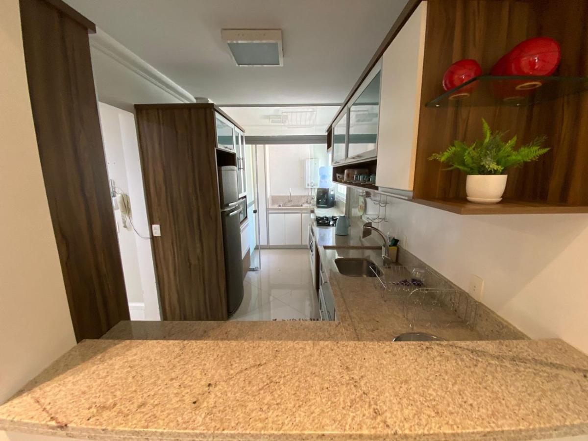 Apartamento com 3 dormitórios Balneário Camboriú Exterior foto