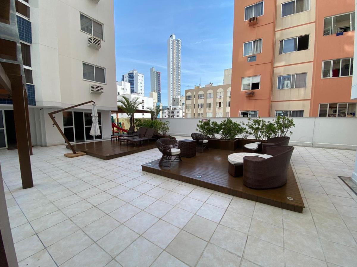 Apartamento com 3 dormitórios Balneário Camboriú Exterior foto